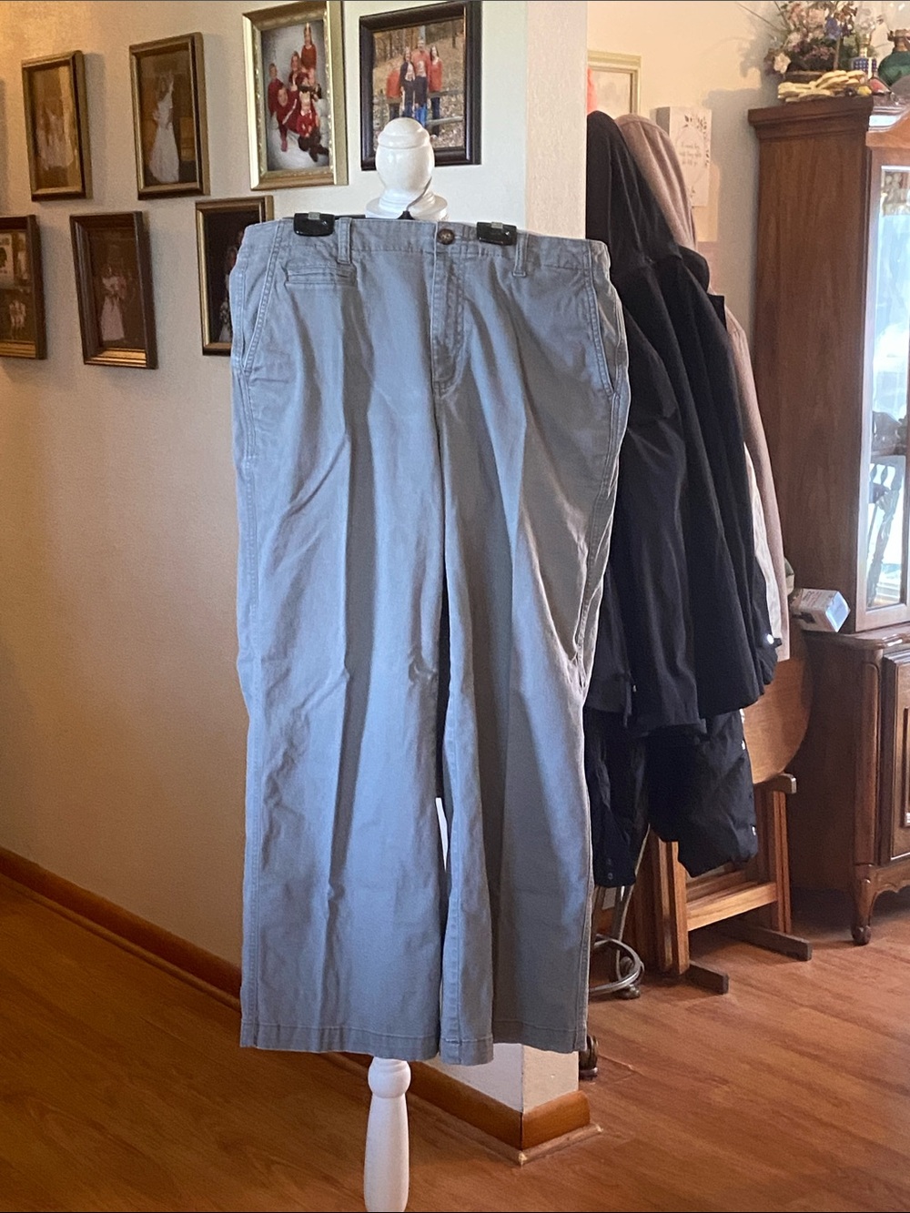 Women’s pants. Size 12